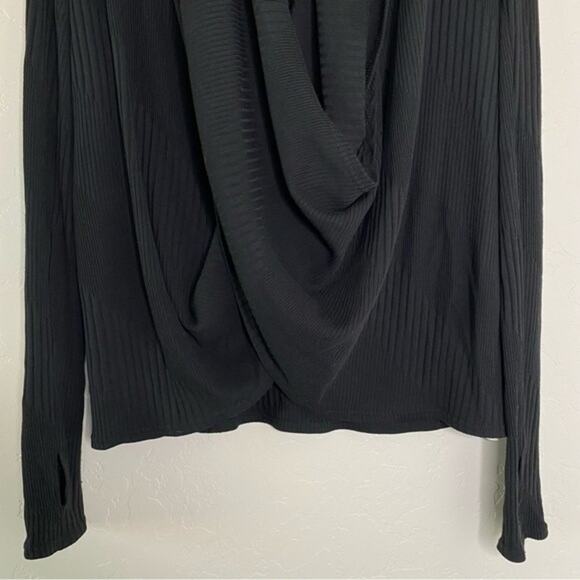 Fabletics Black Austin Wrap Thumb Hole Twist Front Cardigan Small - Picture 4 of 10